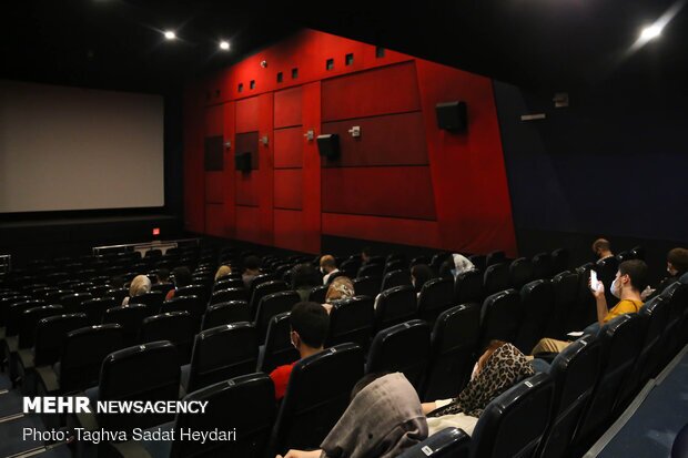 سینماهای حوزه هنری طرح افطار تا سحر را اجرا می&zwnj;کنند/ بلیت نیم&zwnj;بها