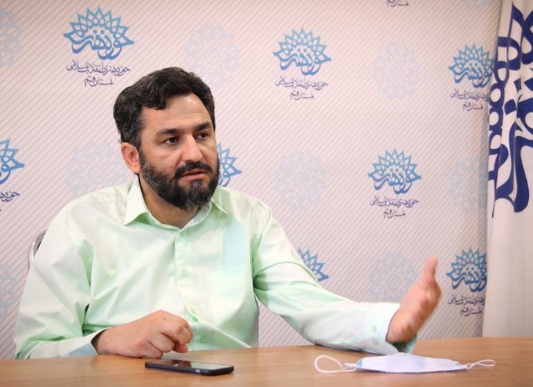 هیچ پیامی بدون گره خوردن با هنر توسعه نمی یابد/ هنرمند انقلابی بی تفاوت نیست هیچ پیامی بدون گره خوردن با هنر توسعه نمی یابد/ هنرمند انقلابی بی تفاوت نیست