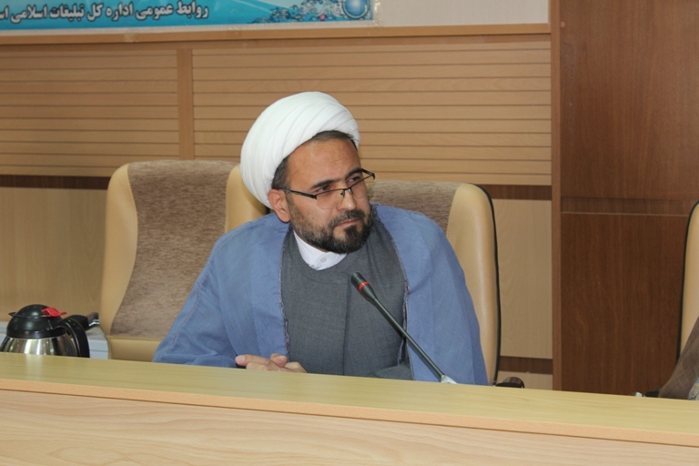 بهره گیری و استفاده از جامعه قرآنی شهرستان دهگلان در جهاد تبیین