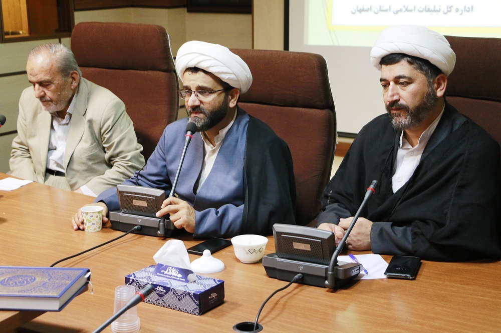 مجموعههای دینی مردمی برای تبیین خوبیها در دهه امامت و ولایت تلاش کنند مجموعههای دینی مردمی برای تبیین خوبیها در دهه امامت و ولایت تلاش کنند