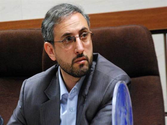 نهی قرآن از جلوه گری و خودنمایی زنان/ توصیه قرآن بر پوشش کامل به عنوان حجاب برتر است نهی قرآن از جلوه گری و خودنمایی زنان/ توصیه قرآن بر پوشش کامل به عنوان حجاب برتر است