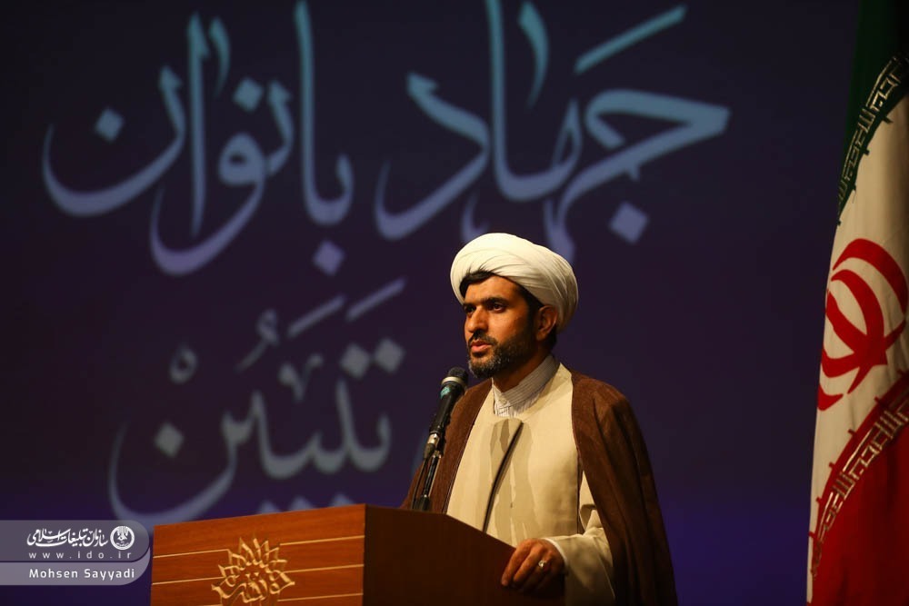 طرح &laquo;نهضت تبیین بانوان&raquo; نوعی رفتارسازی در جامعه و مسیری برای هویت بخشی بانوان است