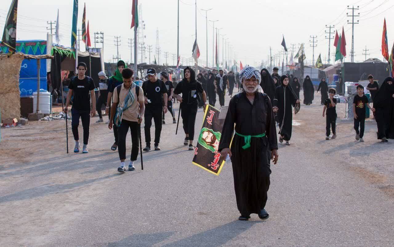 راهپیمایی اربعین نشانهای از وحدت مسلمانان در دنیای کنونی است راهپیمایی اربعین نشانهای از وحدت مسلمانان در دنیای کنونی است