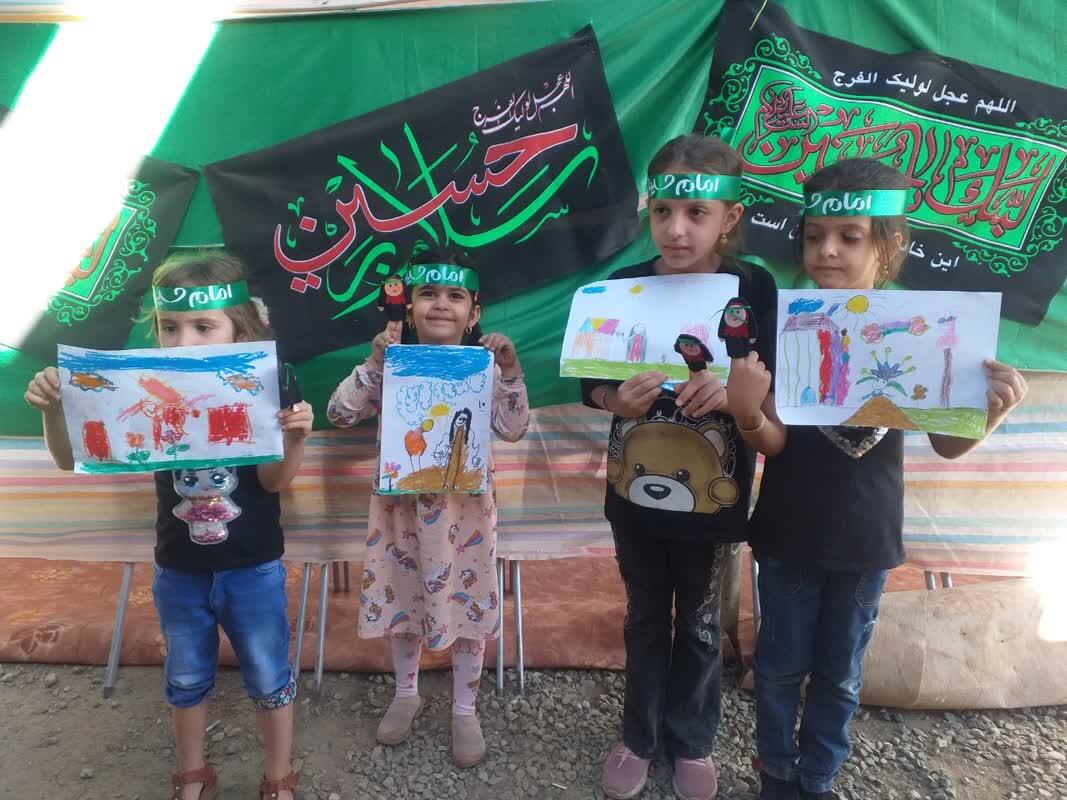 باشماق میعادگاه عاشقان حسینی است/کودکانی که با پای دل خود را به کربلا می رسانند باشماق میعادگاه عاشقان حسینی است/کودکانی که با پای دل خود را به کربلا می رسانند