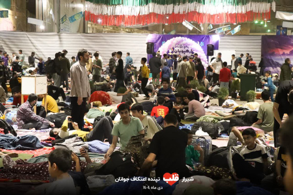 ولدان: آئین اعتکاف در فارس جلوه‌ای از عشق جوانان به معنویت بود