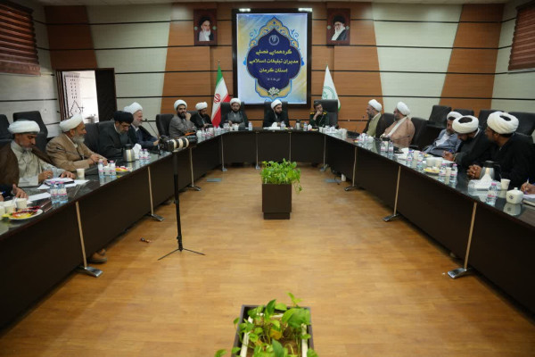 هفته مقاومت در کرمان؛ از تبیین مکتب شهید سلیمانی تا احیای نقش مساجد در جهاد فرهنگی