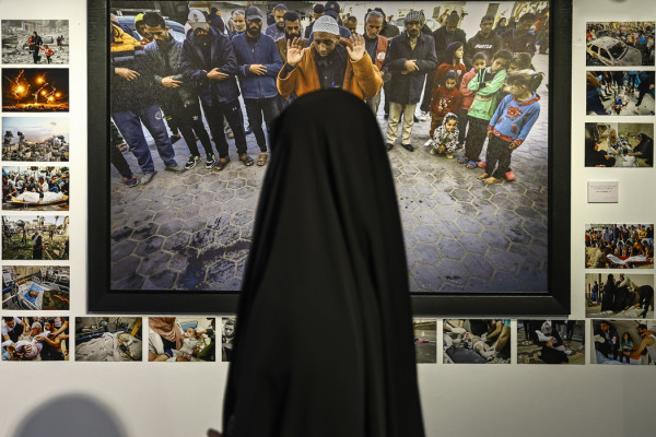 افتتاح نمایشگاه عکس با طوفان الاقصی