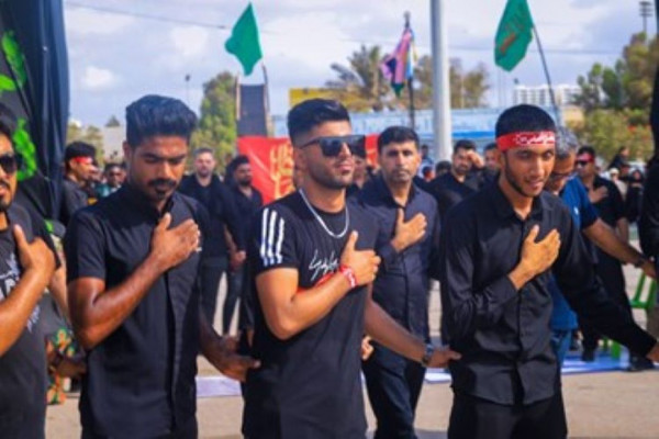 عزاداری محبین حضرت عباس در کرانه خلیج‌فارس