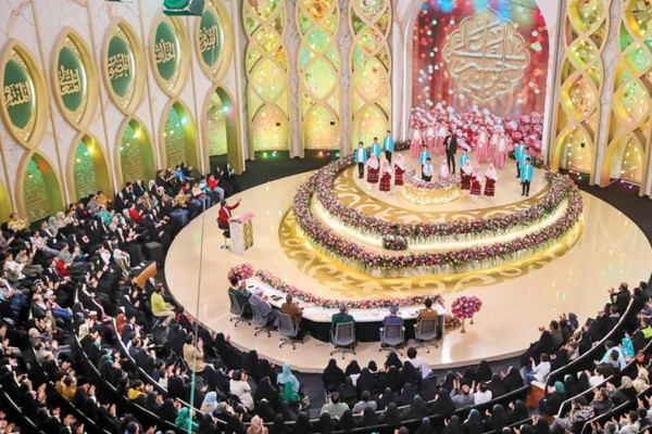 مروری بر برنامه‌های تلويزيون برای پوشش یک پويش قرآنی