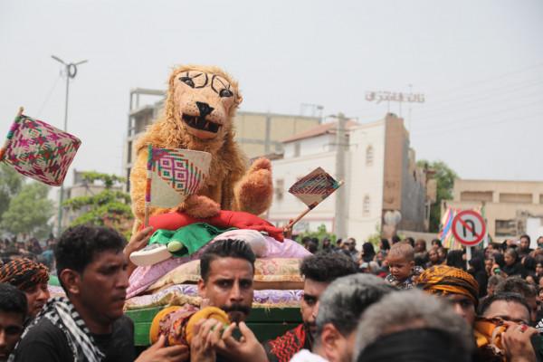 «شیر و کُتل» رسم ۴۰۰ ساله مینابی‌ها در روز عاشورا