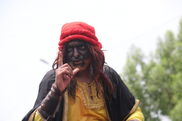 «شیر و کُتل» رسم ۴۰۰ ساله مینابی‌ها در روز عاشورا