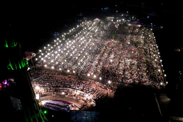 ٹیلی ویژن پروگرام "محفل"؛ ایران اور دنیا میں قرآنی جشن