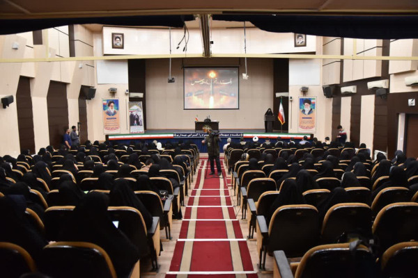 مدیریت جنگ امروز به دست زنان انجام می‌شود