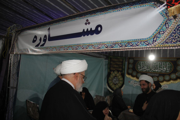 بازدید مدیرکل تبلیغات اسلامی فارس از نمایشگاه فرهنگی موکب انتظار در شهرک بزین شیراز