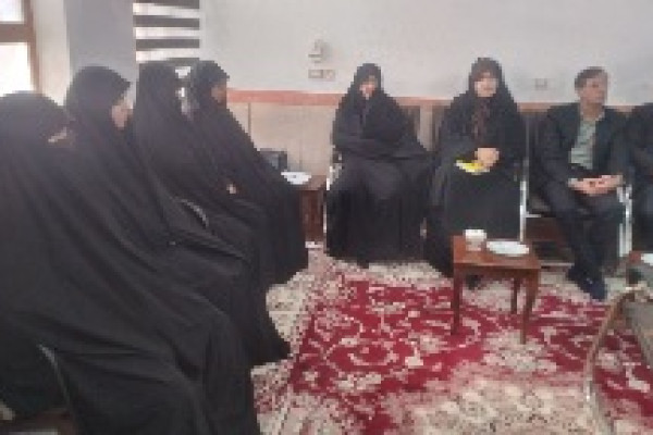 برگزاری جلسه برنامه ریزی میلاد کوثر در شهرستان دره‌شهر