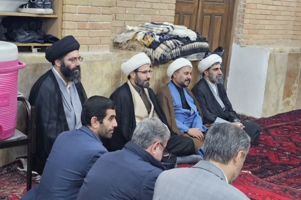 برپایی حلقه‌های بصیرتی و طرح‌های قرآنی در آیین معنوی اعتکاف کردستان