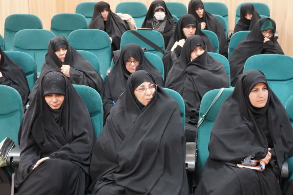 برگزاری نشست هم‌اندیشی اساتید معارف اسلام ناب استانهای همدان و زنجان