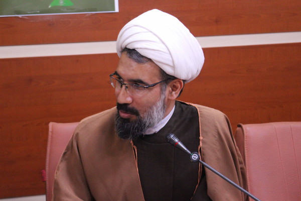 برگزاری نشست هم اندیشی ائمه جمعه استان ایلام با موضوع زندگی با آیه ها