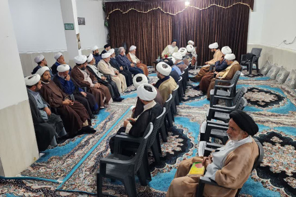 نشست مبلغین شهرستان جم برگزار شد