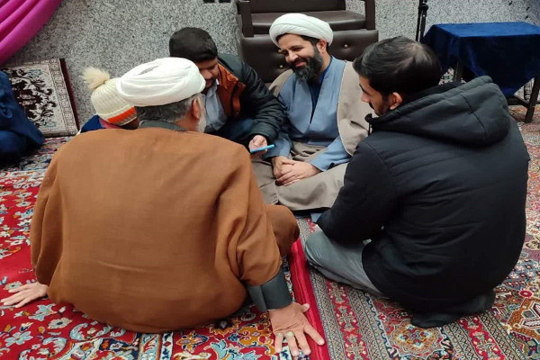 خراسان جنوبی/ پیوند مسئولان و مردم در مسجد