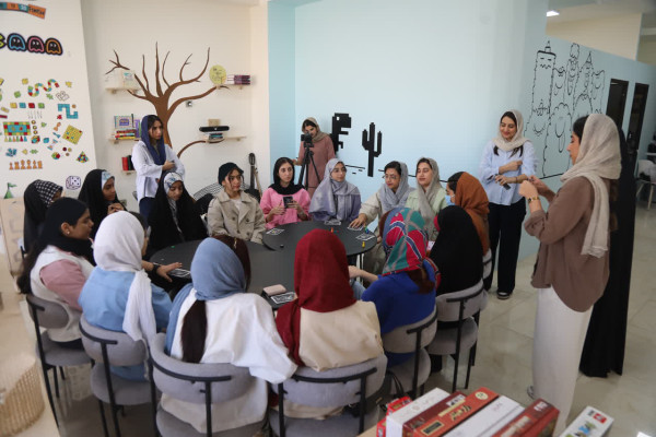 برگزاری پاتوق فرهنگی بانوان با محوریت «شادی‌های واقعی و غیرواقعی» در هرمزگان