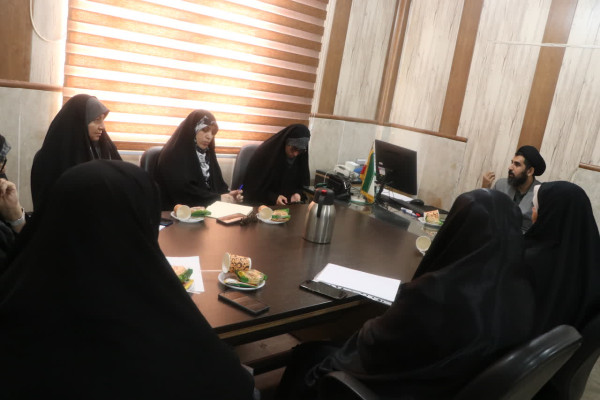 جهاد تبیین و زیست عفیفانه در کانون توجه شورای بانوان بندرعباس قرار گرفت