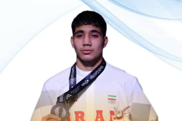 درخشش دانش‌ آموز مدرسه صدرا در رینگ آسیا