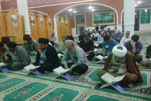 برگزاری محفل انس با قرآن به مناسبت سالگرد شهادت شهدای خدمت