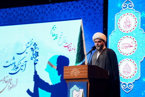 حجت‌الاسلام و المسلمین قمی در آیین «اسطوره‌های مقاومت» مطرح کرد: